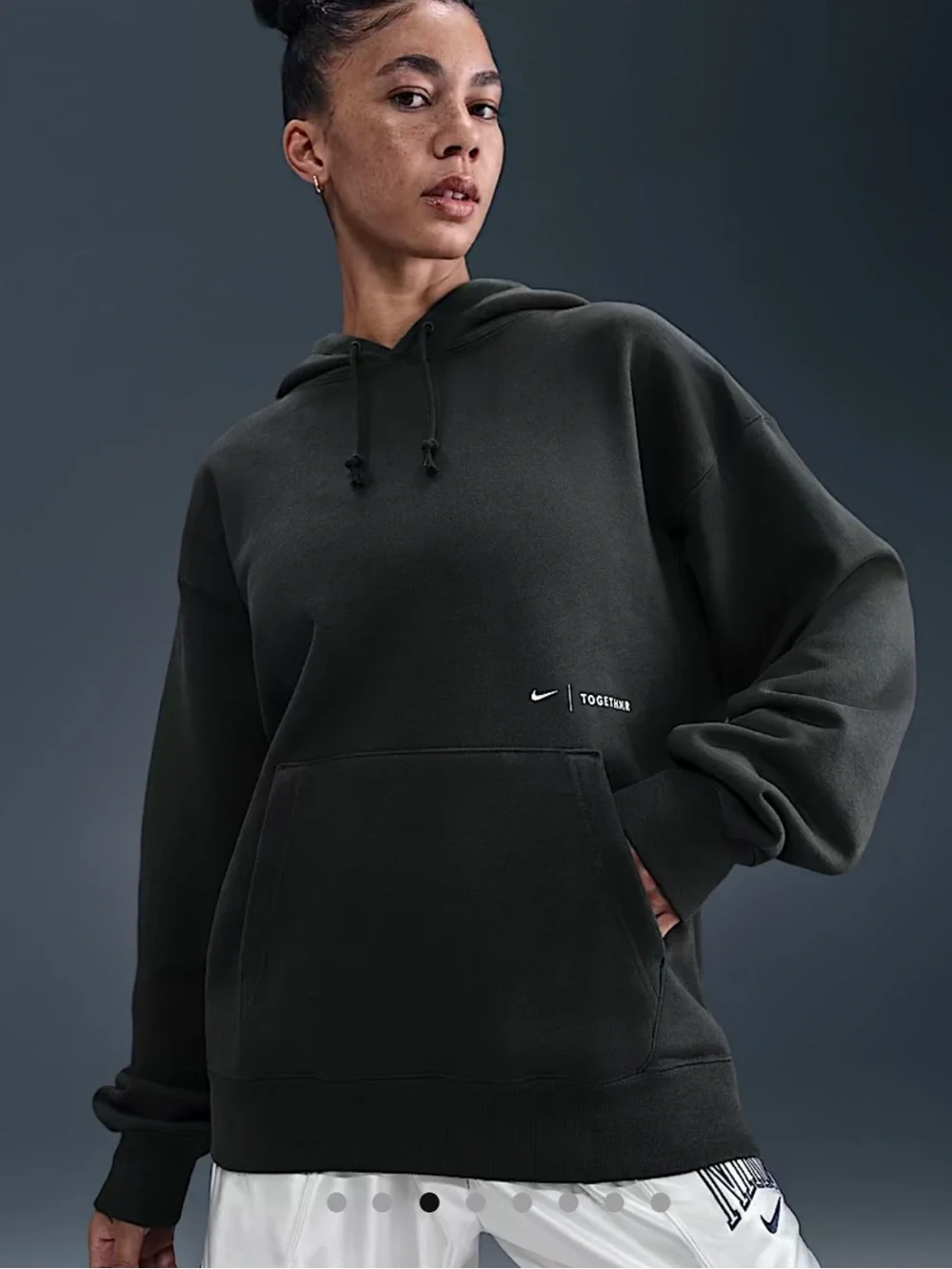 Nike Black Hoodie ~ Women’s Sports - Picture 2 of 6